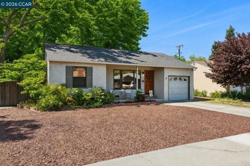 10 Pendegast St, Woodland, CA, 95695-4635 | Card Image