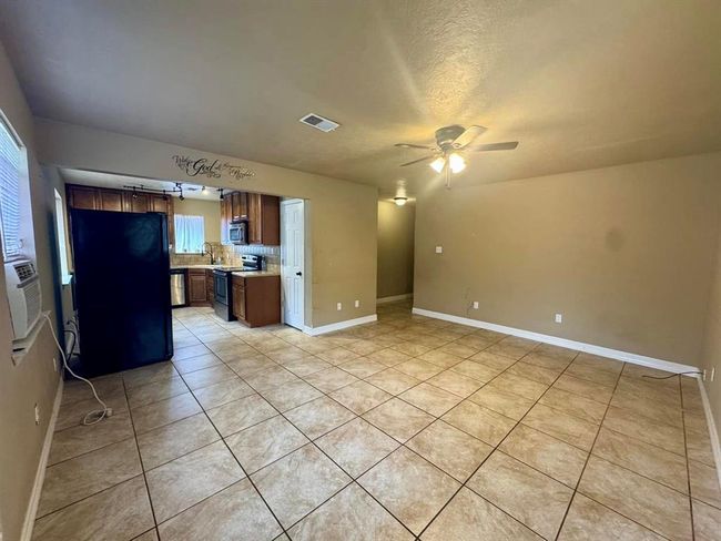 2415 Tucker Rd, House other with 3 bedrooms, 2 bathrooms and 2 parking in Silsbee TX | Image 17