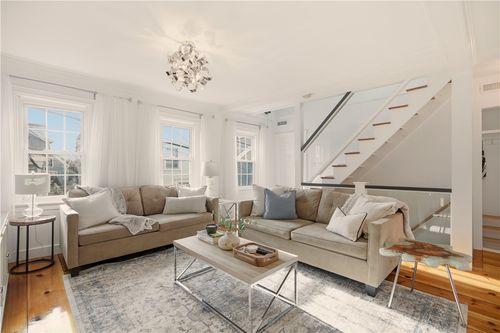 2-38 Pope St, Newport, RI, 02840-3426 | Card Image