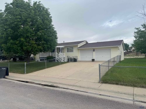 5712 Meadow Ridge, Rapid City, SD, 57703 | Card Image