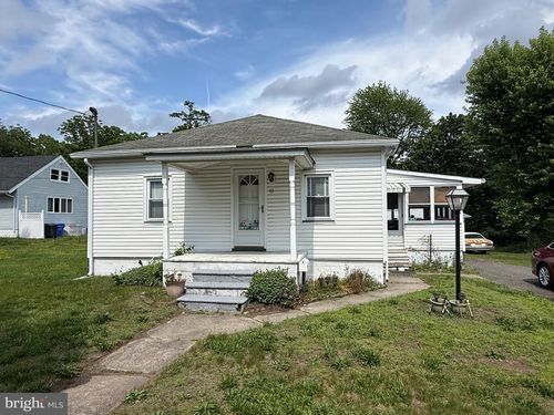 11 S Hunterdon Ave, Hainesport, NJ, 08036-2906 | Card Image