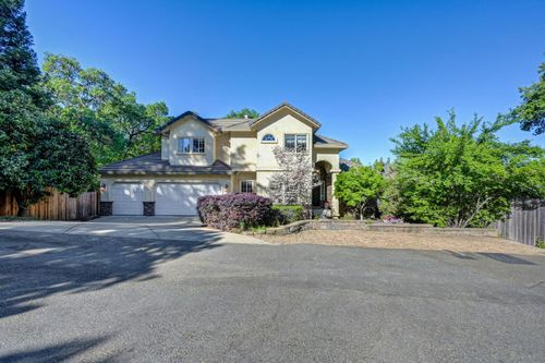 8626 Pershing Ave, Fair Oaks, CA, 95628-2974 | Card Image