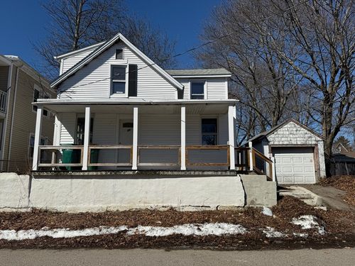 28 Angell St, Mansfield, MA, 02048-1447 | Card Image