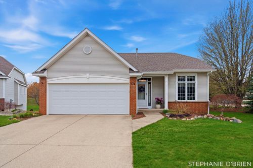 1-774 Holly Creek Dr, Holland, MI, 49423-7807 | Card Image