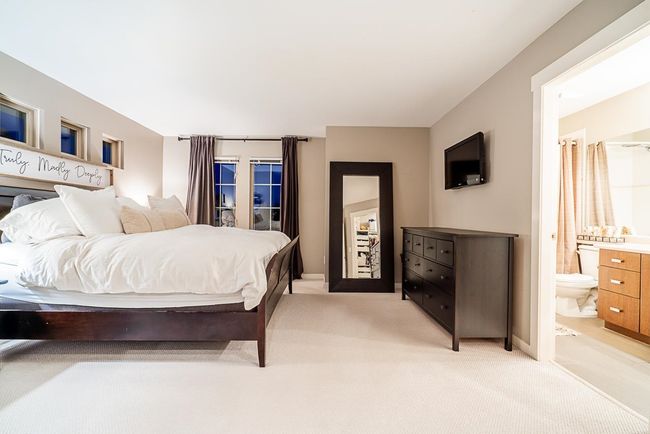 89 Fernway Dr, Home with 4 bedrooms, 3 bathrooms and 3 parking in Port Moody BC | Image 20