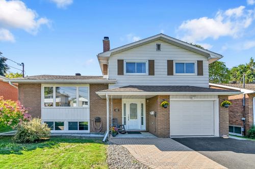 42 Davison Ave, Brockville, ON, K6V3C2 | Card Image