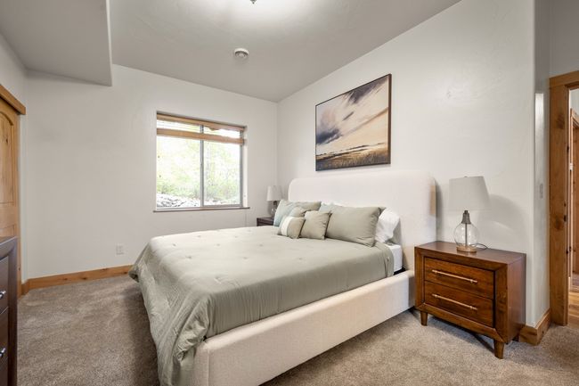 Primary Suite | Image 30