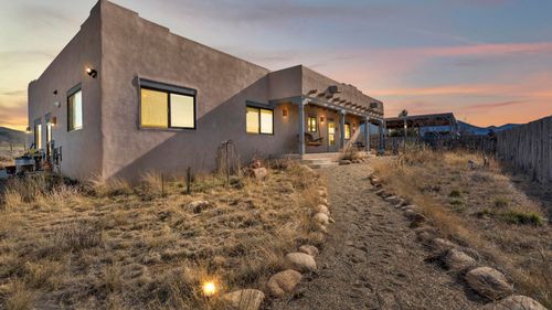 60 Camino De Golondrina, Ranchos de Taos, NM, 87557-7912 | Card Image