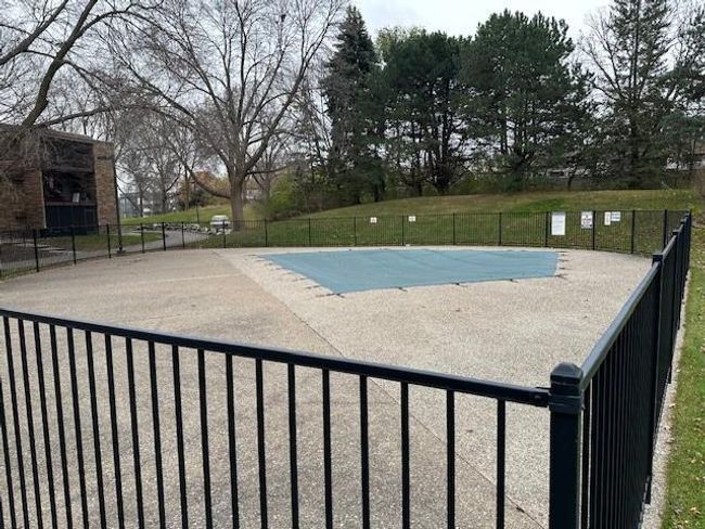 APT-121 - 35 Nathan Ln N, Condo with 2 bedrooms, 2 bathrooms and null parking in Plymouth MN | Image 14