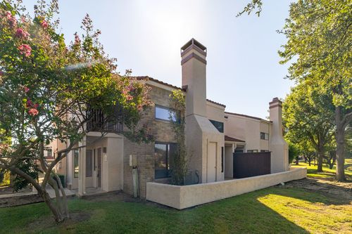 apt-220-563 Ranch Trl, Irving, TX, 75063-4175 | Card Image