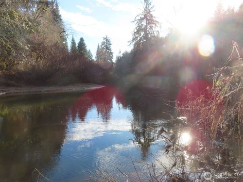 2431 N River Rd, Cosmopolis, WA, 98537-9200 | Card Image