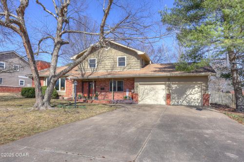 1131 Belle Air Pl, Carthage, MO, 64836-2418 | Card Image