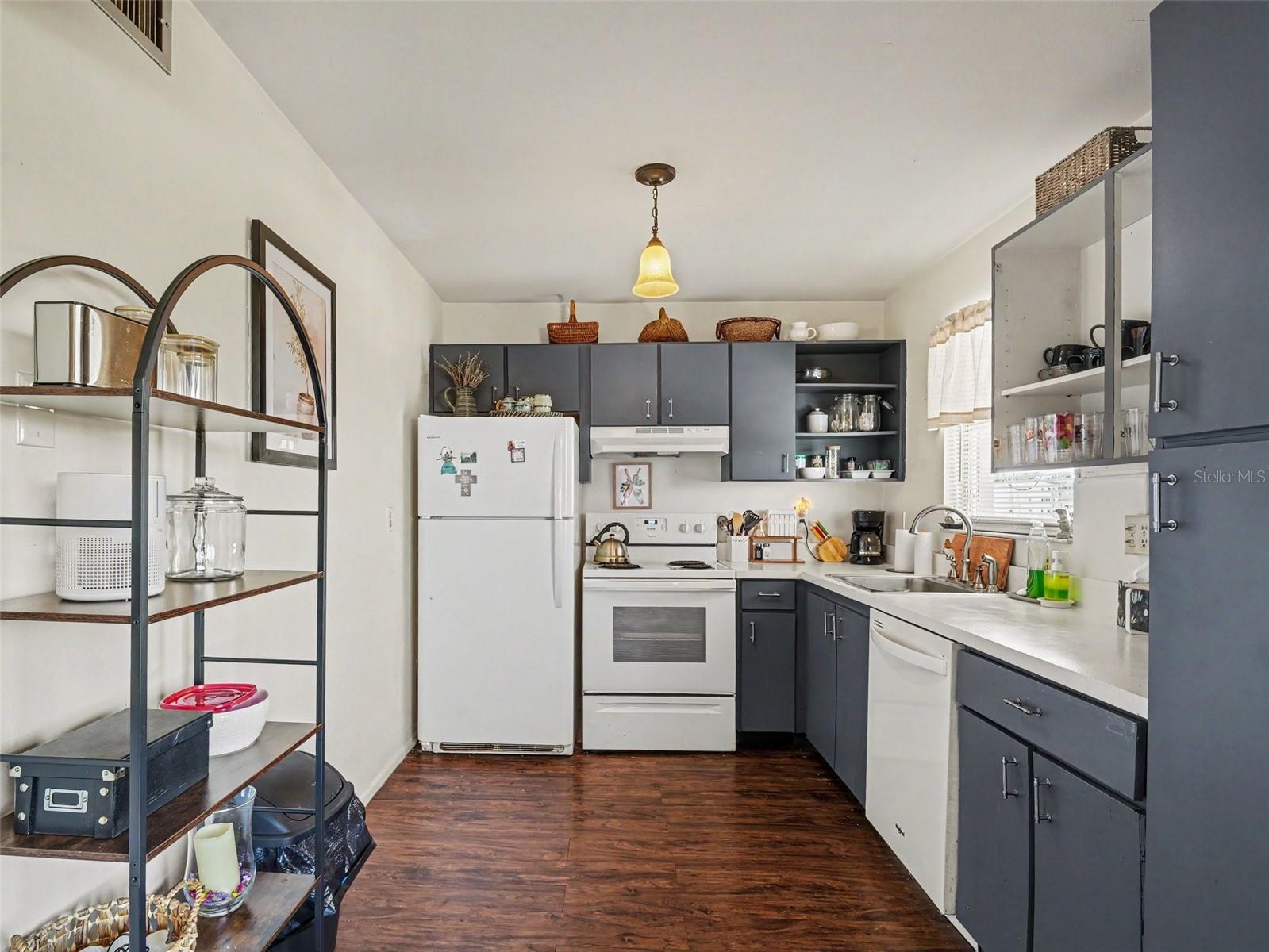 Residential in BRADENTON 4