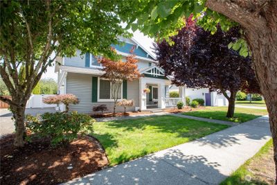 2412 Tolmie Avenue, House other with 5 bedrooms, 2 bathrooms and 2 parking in Dupont WA | Image 2