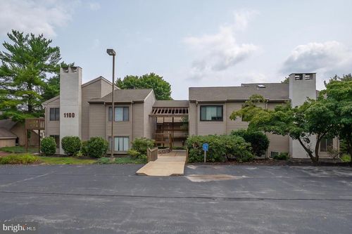 1102 Pritchard Pl, NEWTOWN SQUARE, PA, 19073-3040 | Card Image