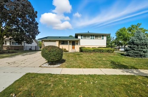 232 W Beech Dr, Schaumburg, IL, 60193-1574 | Card Image