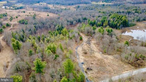 1042 Lower Hollow Rd, Morrisdale, PA, 16858-7402 | Card Image