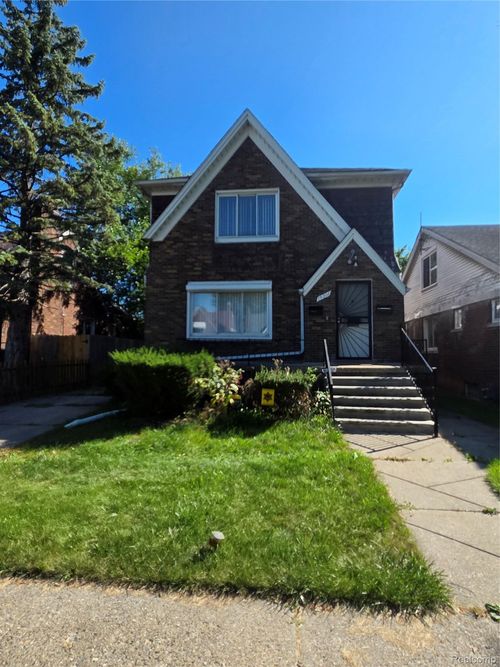 19206 Westphalia St, Detroit, MI, 48205-2212 | Card Image