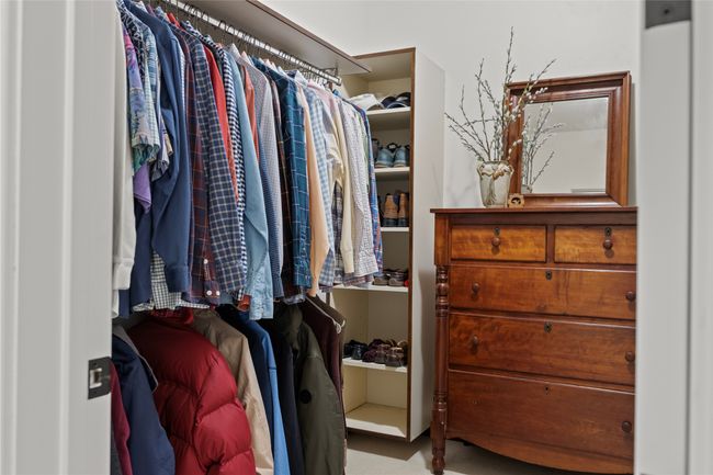 His and hers walk-in closets. | Image 37