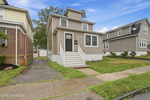 48 5th St, Fords, NJ, 08863-1642 | Card Image