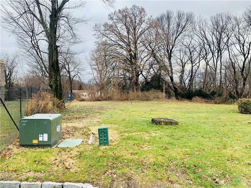 5 Knollwood Crst, Elmsford, NY, 10523-2911 | Card Image