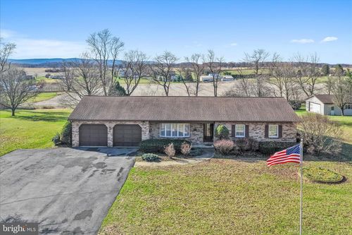 649 Stone Hill Road, SHOEMAKERSVILLE, PA, 19555 | Card Image