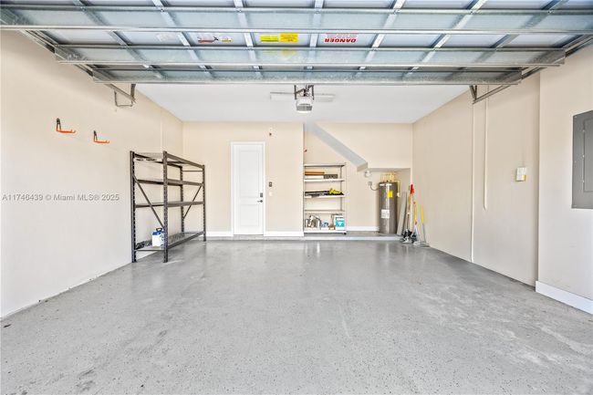3346 W 96 Th Pl, House other with 3 bedrooms, 3 bathrooms and null parking in Hialeah FL | Image 16