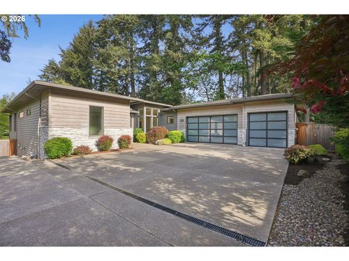 18965 Pilkington Rd, Lake Oswego, OR, 97035-8129 | Card Image