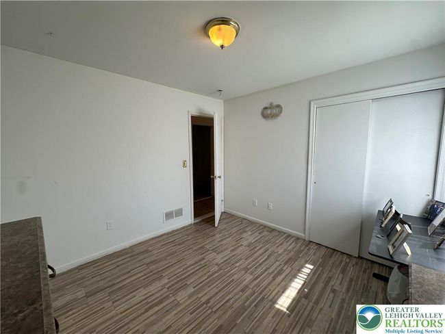 2215 N 3 Rd Ave, House other with 4 bedrooms, 2 bathrooms and null parking in Whitehall PA | Image 25