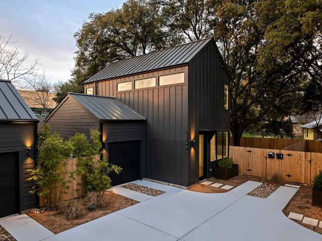 B - 2010 Gathright Cv, House other with 2 bedrooms, 3 bathrooms and 1 parking in Austin TX | Image 33