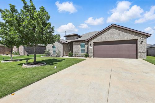 1417 Grassy Meadows Dr, Joshua, TX, 76058-9308 | Card Image