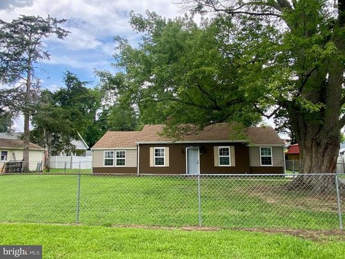 40 Monroe Dr, COLONIAL BEACH, VA, 22443-4351 | Card Image