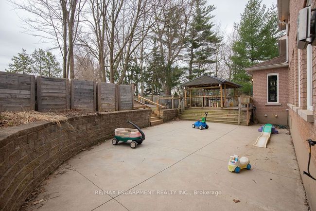 144 Wilson St E, Home with 0 bedrooms, 4 bathrooms and 24 parking in Ancaster ON | Image 46
