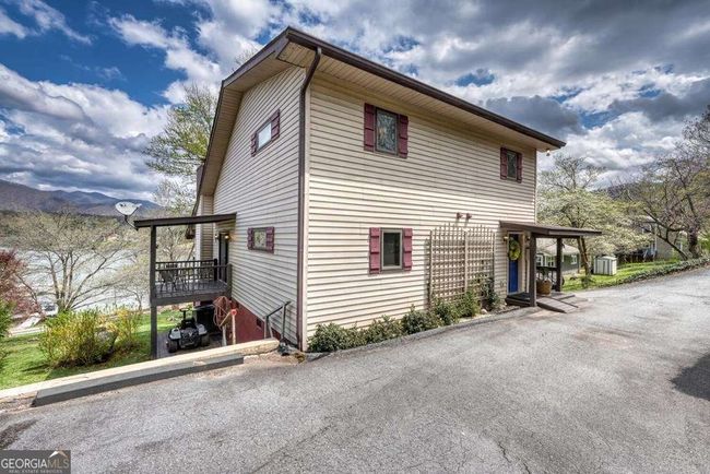 8 - 241 Kilpatrick Point Dr, House other with 3 bedrooms, 4 bathrooms and null parking in Hayesville NC | Image 9