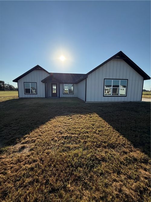 16682 Kelton Ln, Iola, TX, 77861-1424 | Card Image
