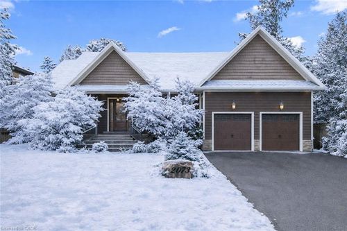 2073 Deramore Dr, Oakville, ON, L6J2P7 | Card Image