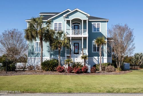 8308 Lakeview Dr, Wilmington, NC, 28412-3346 | Card Image