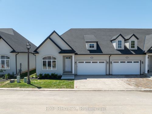 8 Butternut Crescent, Fort Erie, ON, L0S1N0 | Card Image