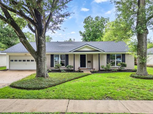 10315 Winding Trail Rd, La Porte, TX, 77571-4243 | Card Image