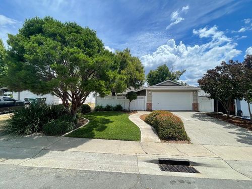 5422 Earnell St, Carmichael, CA, 95608-0702 | Card Image