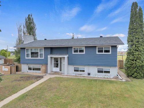 5537-47 Avenue Cres, Ponoka, AB, T4J1J9 | Card Image