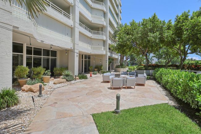 APT-208 - 4201 N Ocean Blvd, Condo with 2 bedrooms, 2 bathrooms and null parking in Boca Raton FL | Image 28