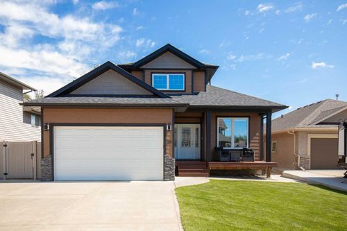 38 Aspen Heights Way, Innisfail, AB, T4G1Y5 | Card Image