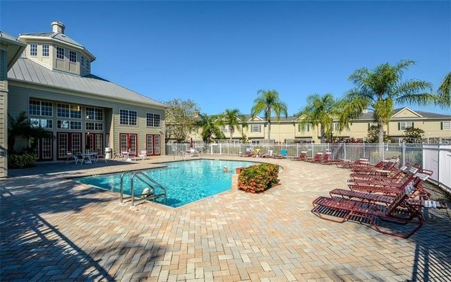 B - 7685 Plantation Cir, Townhouse with 2 bedrooms, 3 bathrooms and null parking in UNIVERSITY PARK FL | Image 30
