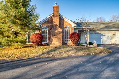 52 Orchard Oak Dr, Blacklick, OH, 43004-9018 | Card Image