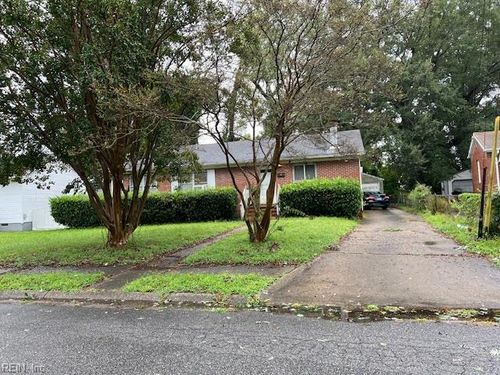 213 Median Circle Circle, Portsmouth, VA, 23701 | Card Image