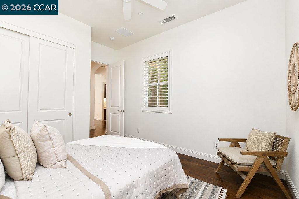 Residential in Brentwood 3