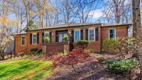 4709 Horseshoe Ln, Greensboro, NC, 27410-3505 | Card Image