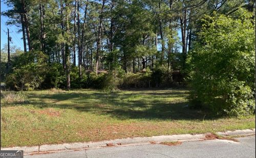 1302 Riverside Ave, waycross, GA, 31501-6375 | Card Image