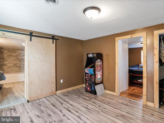 68 Juniper Ave, House other with 3 bedrooms, 1 bathrooms and null parking in BERKELEY SPRINGS WV | Image 11